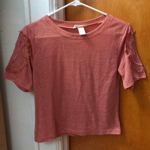 Women’s H&M Pink Boho Short Sleeve Shirt Size XS